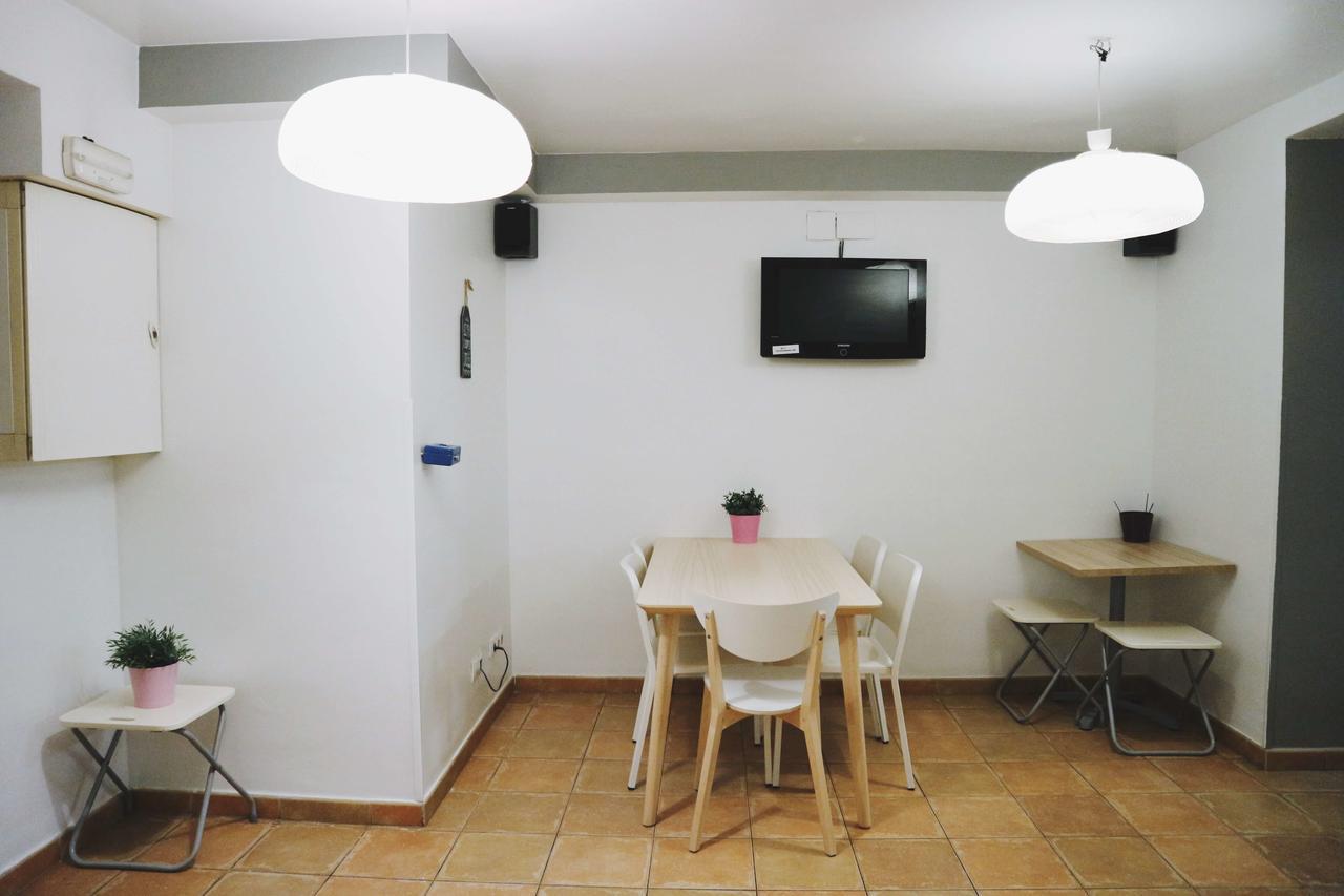 Harmony Hostel 巴塞罗那 外观 照片